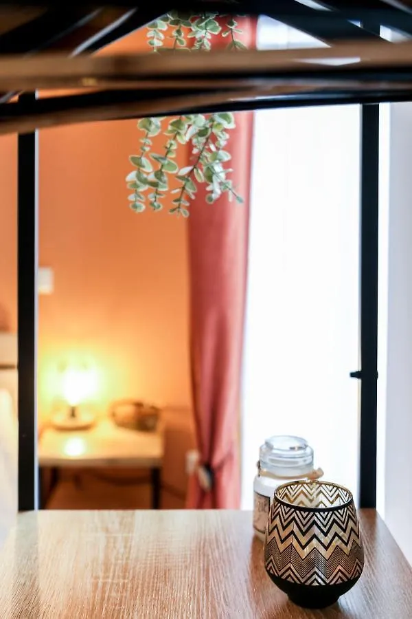 Le Relais De Chadeleuf Bed & Breakfast